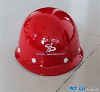 電工安全帽 保障高壓作業(yè)安全的“頭上生命線”